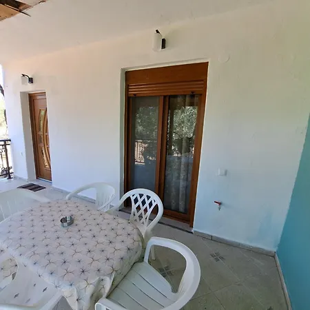 Dolphins House * コイニラ