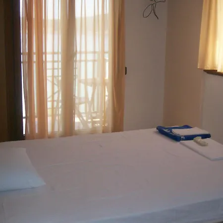 Dolphins House * コイニラ