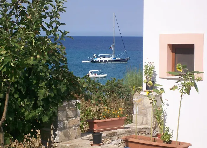 Dolphins House * コイニラ