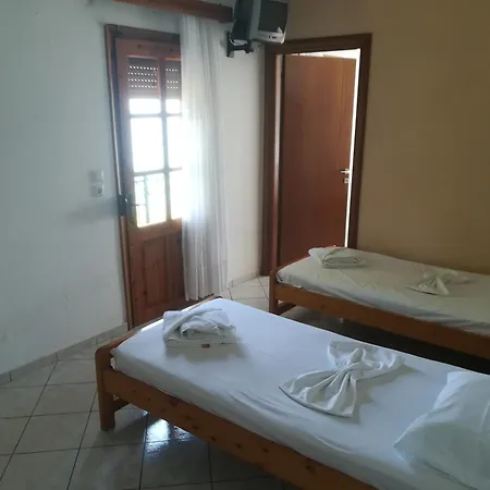 Dolphins House Kinira