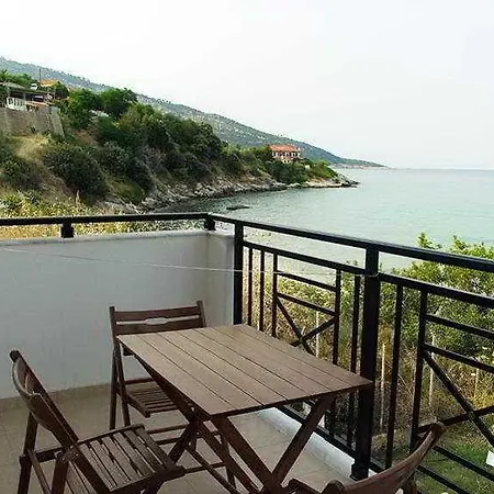 Dolphins House Kinira