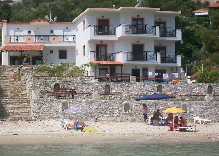 Dolphins House Apartment Koinira