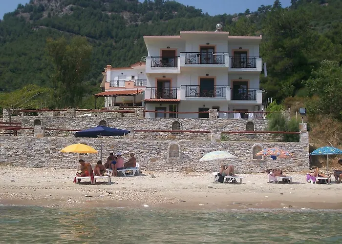 Dolphins House Koinira