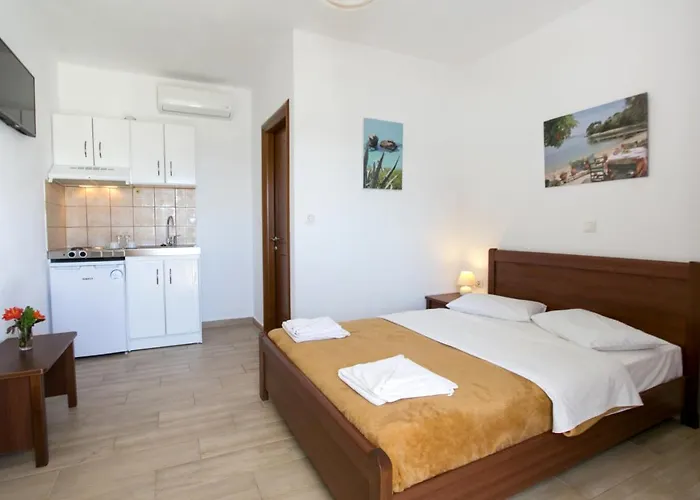 Apartment Dolphins House Koinira